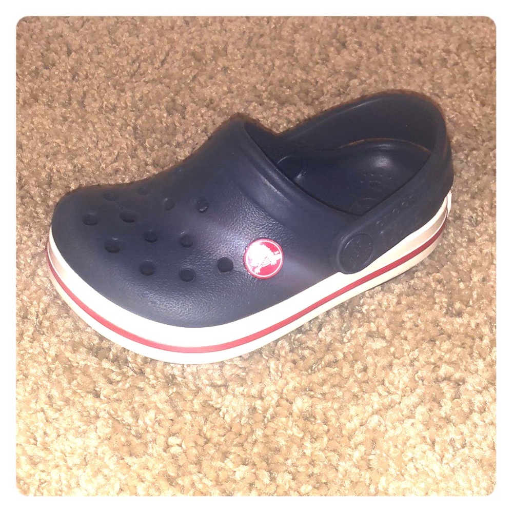 Red , Whote & Blue Crocs 4/5
